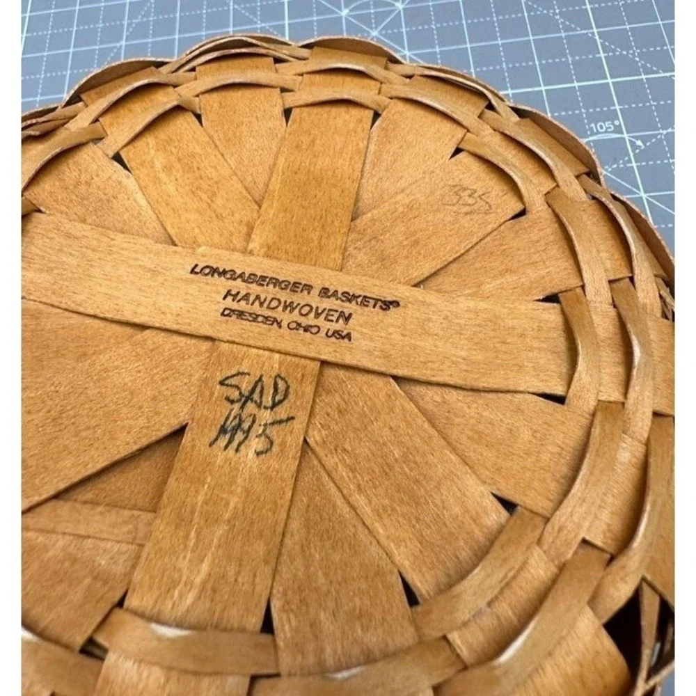 1995 Longaberger Round Basket Leather Handles Butterfly Leaves Inserts